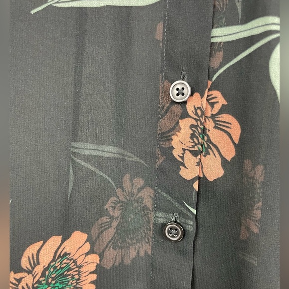 Cabi La Di Da Black Sheer Chiffon Flutter Sleeve Button Up Blouse 5206 - Picture 4 of 8